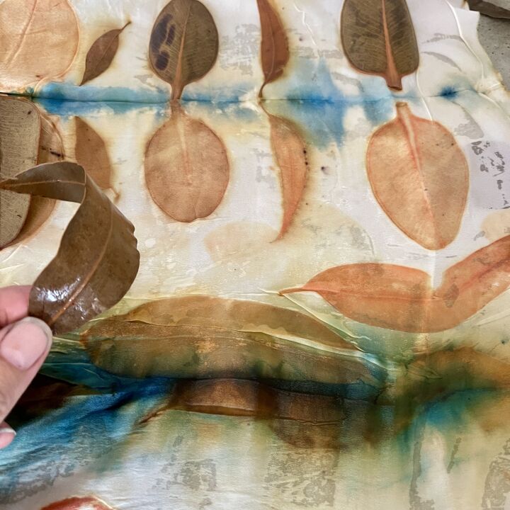 Intro to Eco Leaf Printing Workshop with Jacqueline Damon | Saturday 12 July 2025 | 10:00 AM - 3:00 PM 