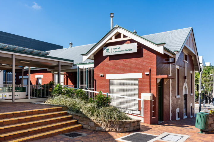 About the Ipswich Community Gallery